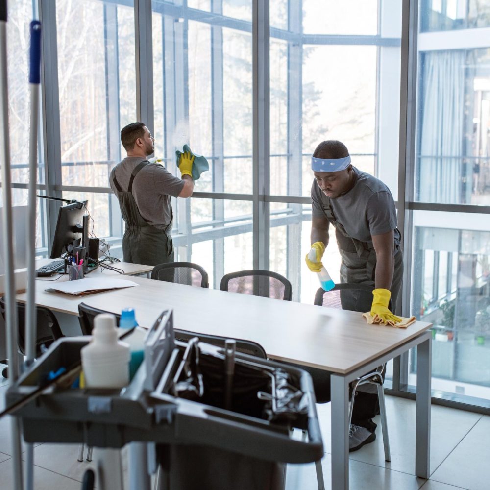 • local commercial cleaning company perth at work in office
